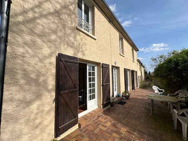 Propriété 200 m² sur 8647 m² - photo 14