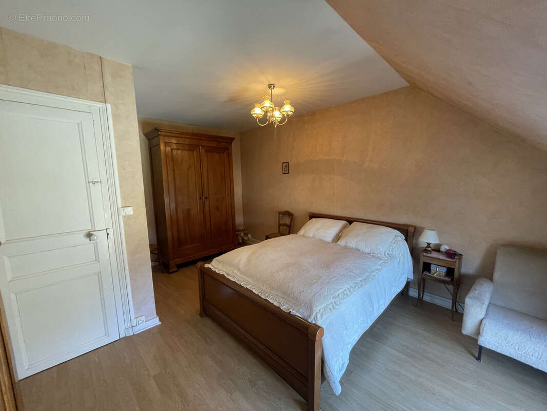 Maison à CHATEAUDUN