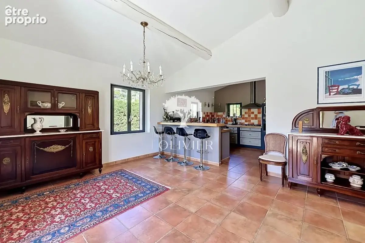 Maison 6 pièces 170 m² à vendre à Simiane-La-Rotonde (04150) - photo 9