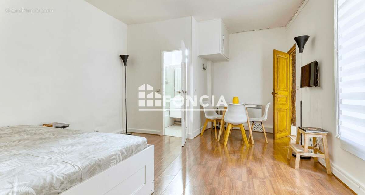 Appartement à PARIS-4E