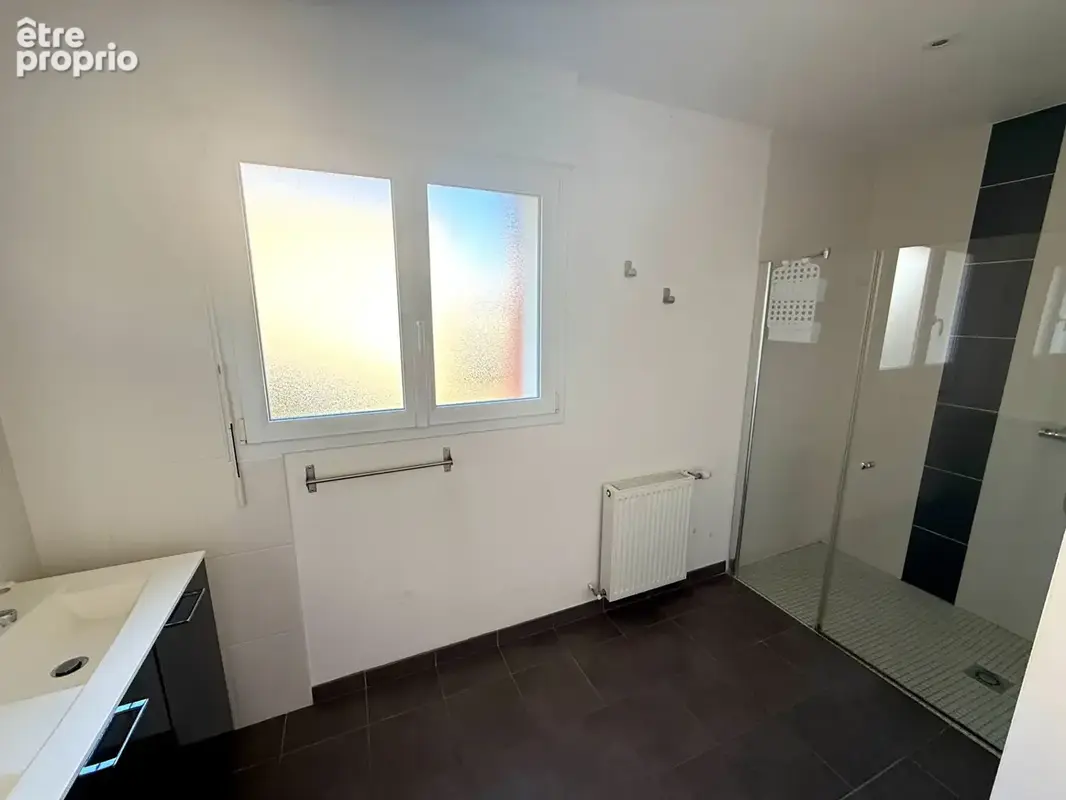 Contemporaine sur 567m2 de terrain - photo 12