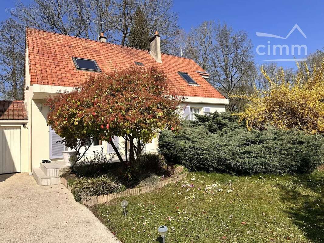 Maison à CONGIS-SUR-THEROUANNE