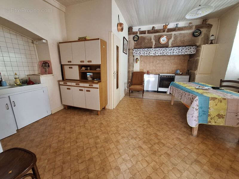 Maison à SOUSCEYRAC
