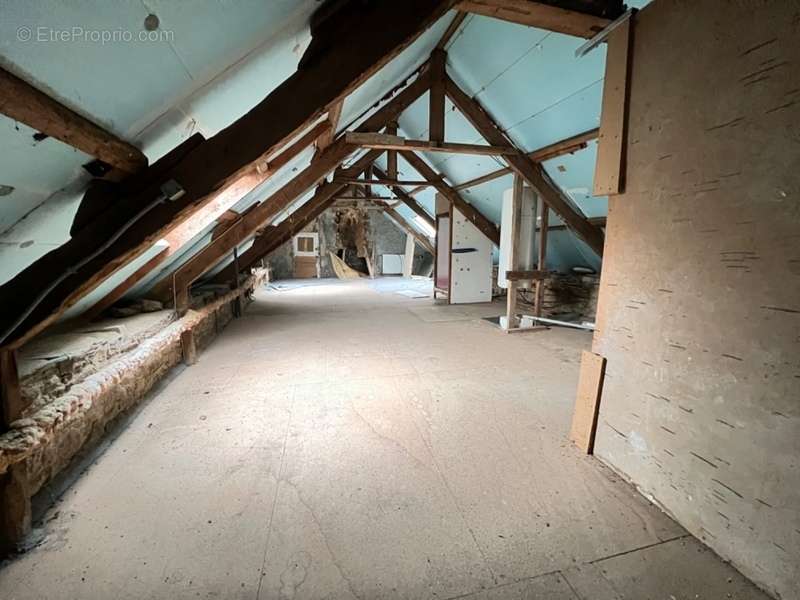 Maison à SAINT-CARREUC