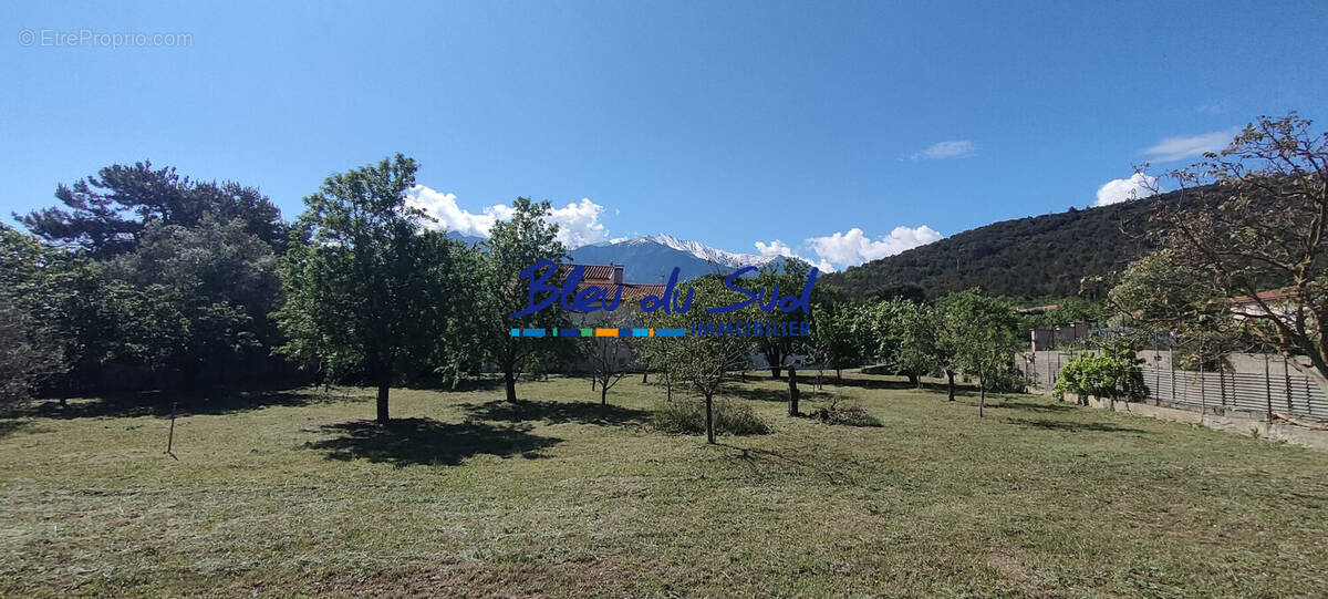 Terrain à RIA-SIRACH