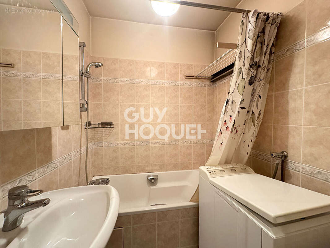 Appartement à MONTROUGE