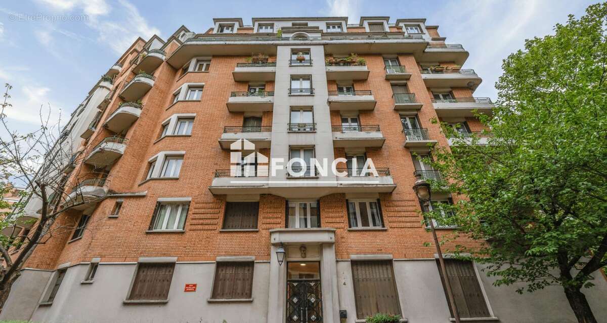 Appartement à PARIS-19E
