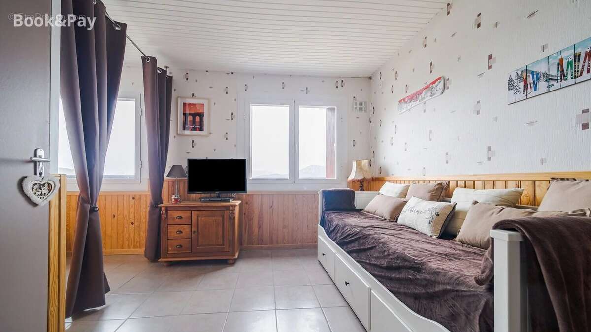 Appartement à LES ANGLES