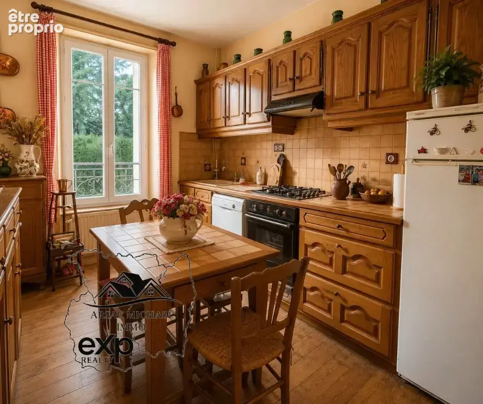 Maison 7 pièces 182 m² à vendre à Le Chambon-Sur-Lignon (43400) - photo 3