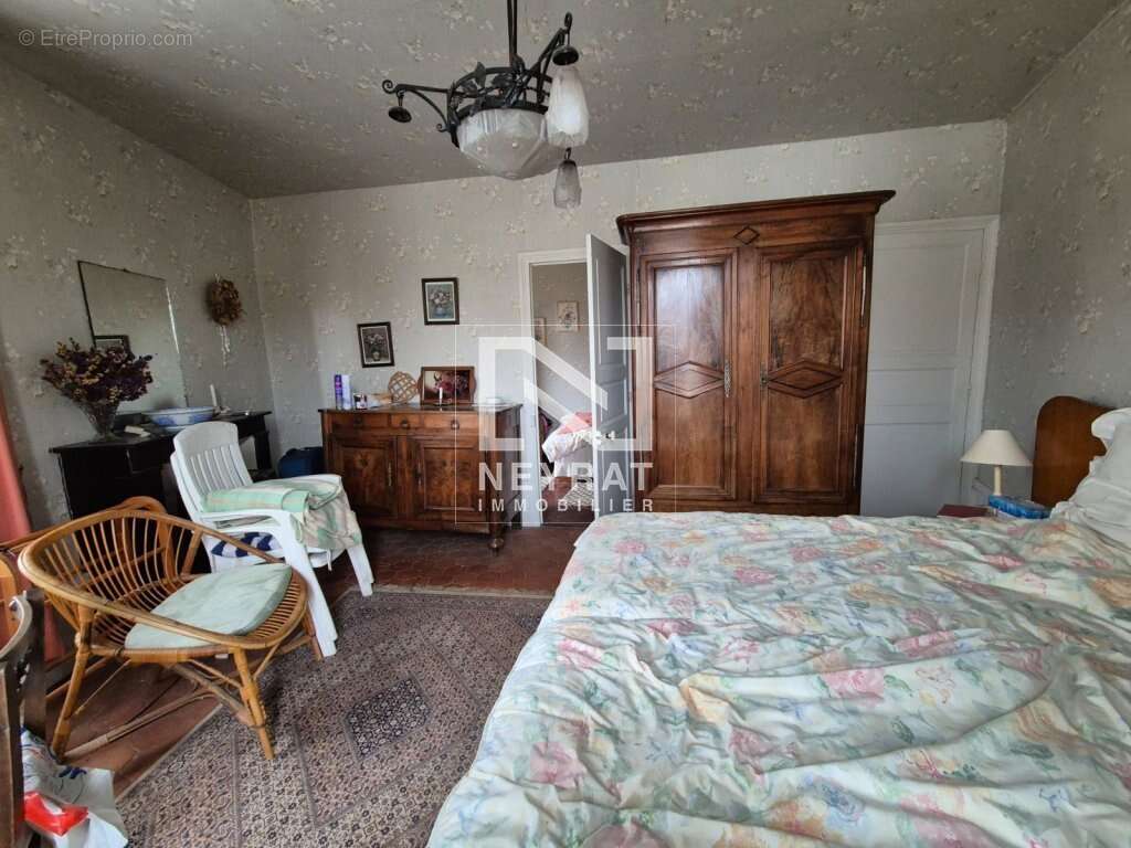 Maison à PARIS-L&#039;HOPITAL