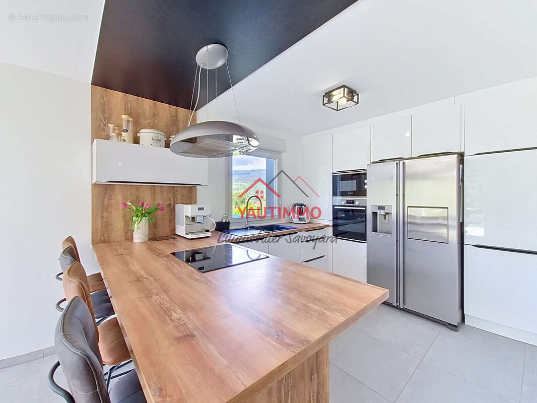 Appartement à VETRAZ-MONTHOUX