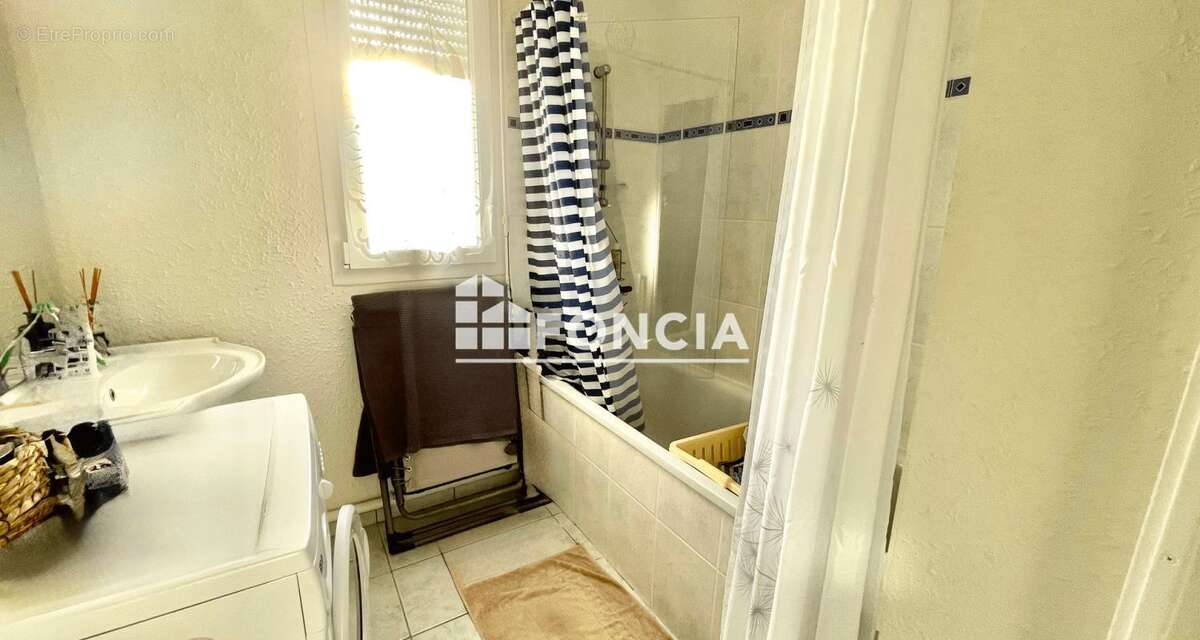 Appartement à THAON-LES-VOSGES