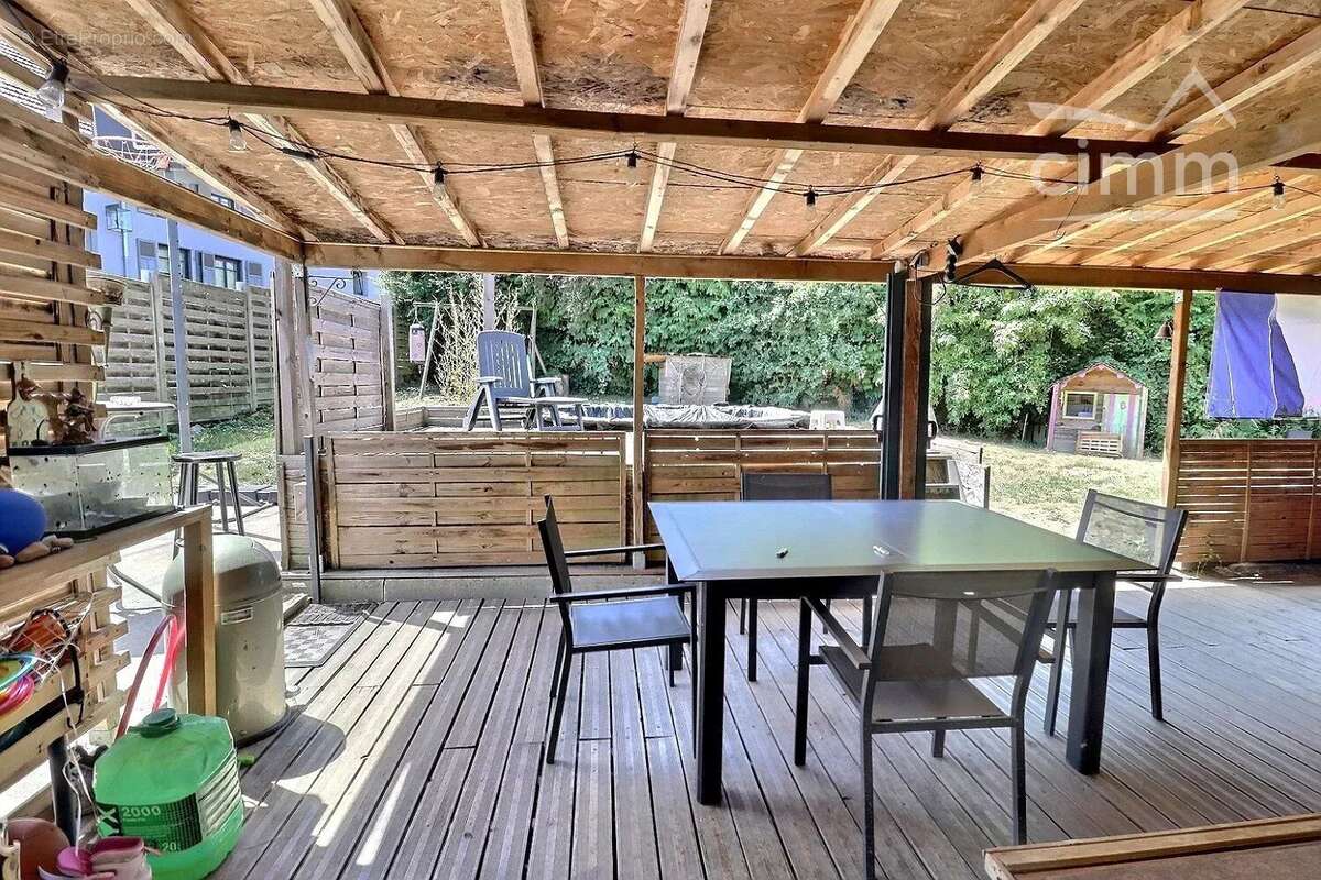 Maison 6 pièces de 167,80 m² – Terrain de 1 194 m²-  parcelle constructible - GAUBIVING - photo 10