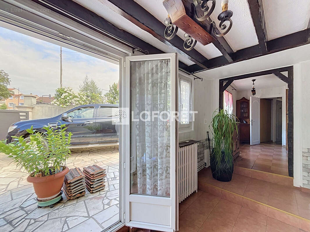 Maison à VILLEJUIF