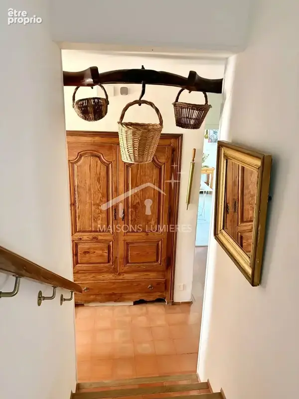 Villa de 150m² sur un terrain arboré et fleuri de 510m² - T5 - APT - 368 000€ - photo 12