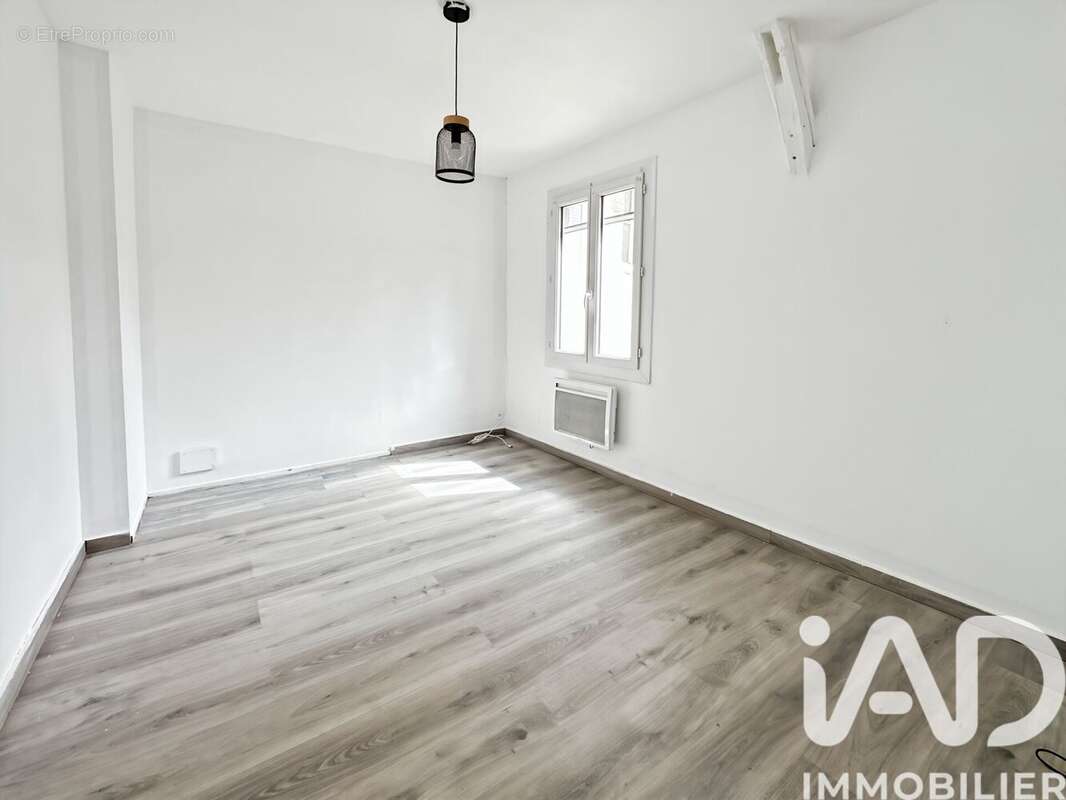 Photo 3 - Maison à VILLENEUVE-SUR-YONNE