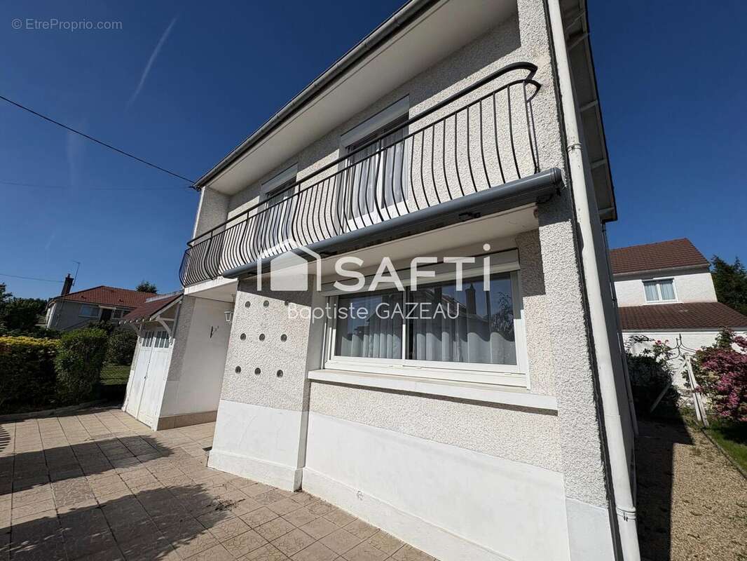 Photo 2 - Maison à VIERZON