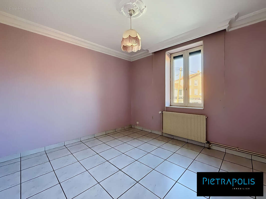 Appartement à BRON