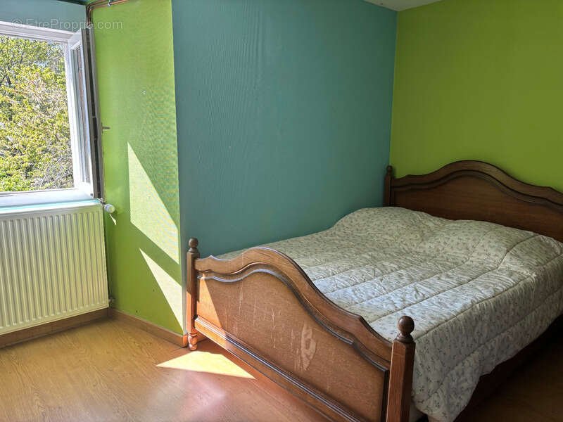 Maison à BAINS-SUR-OUST