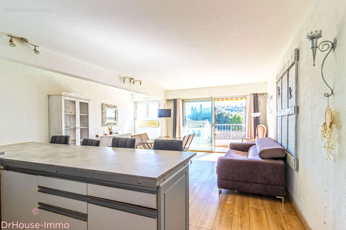 Appartement à CAVALAIRE-SUR-MER