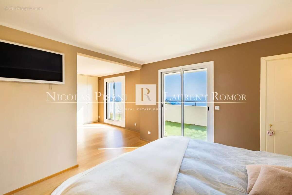 Appartement à VILLEFRANCHE-SUR-MER