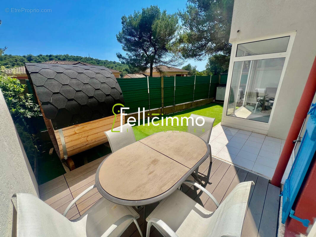 Appartement à MOUGINS