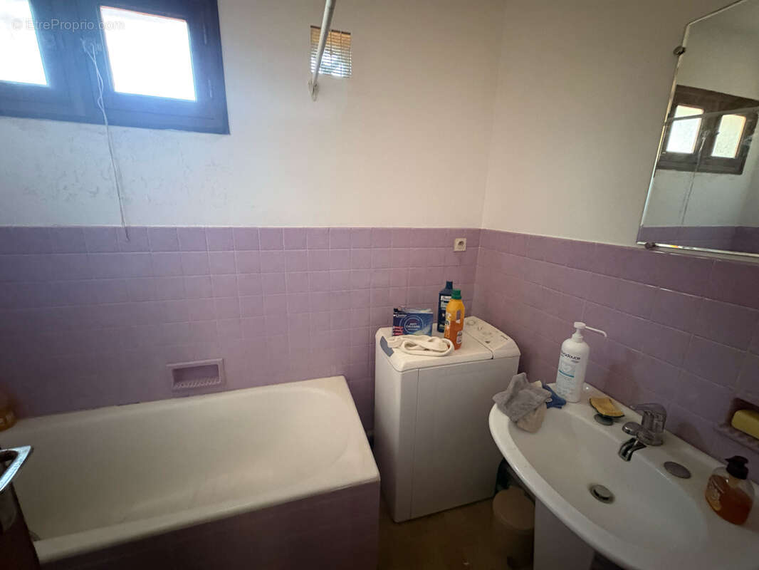 Terrain à SANARY-SUR-MER