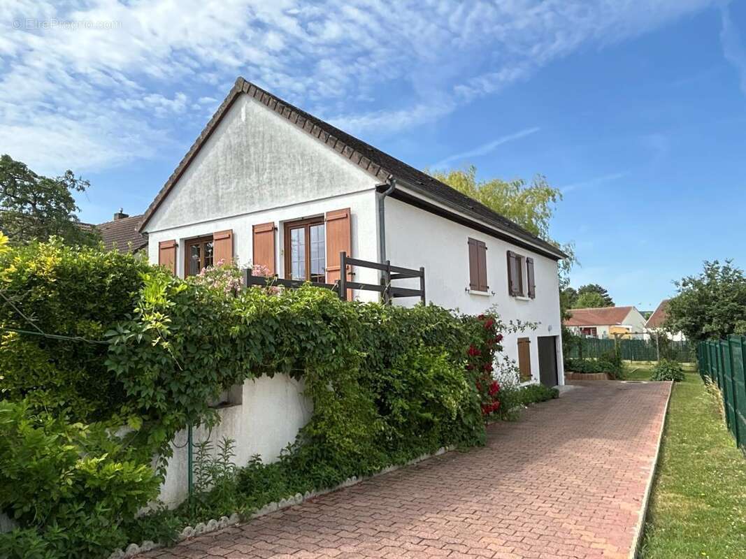 Maison à DORMANS