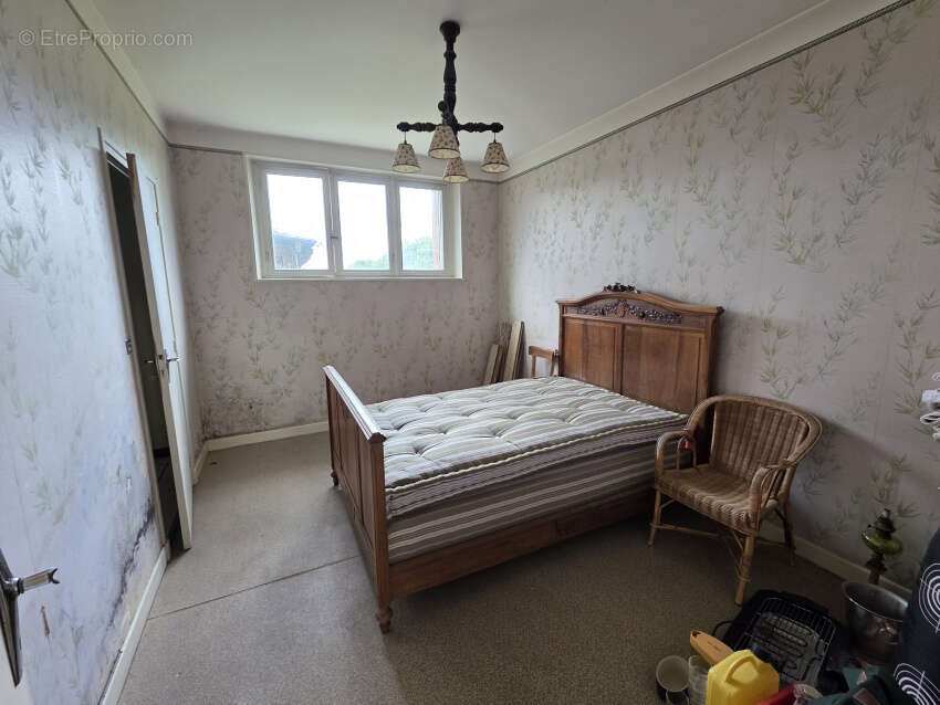 Maison à SAINT-GEORGES-DE-MONS