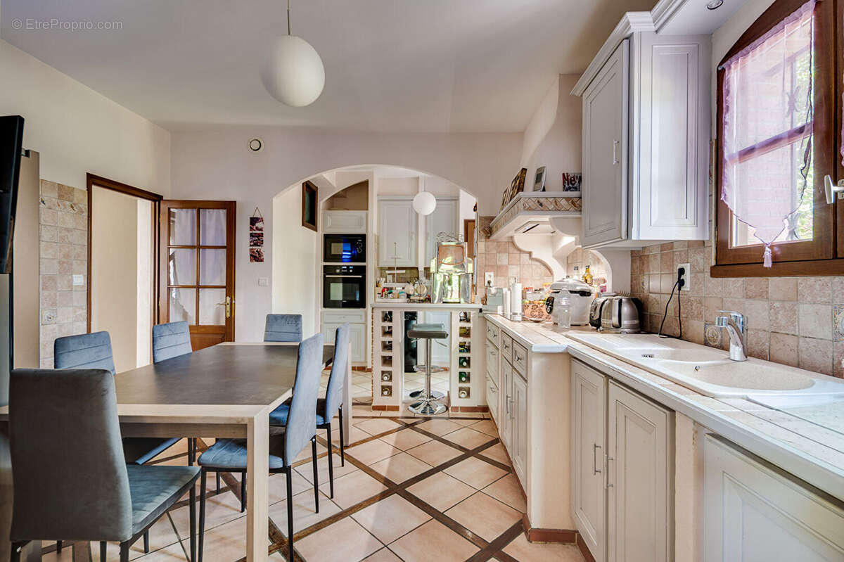 Maison 281m² à saint-jory - photo 8