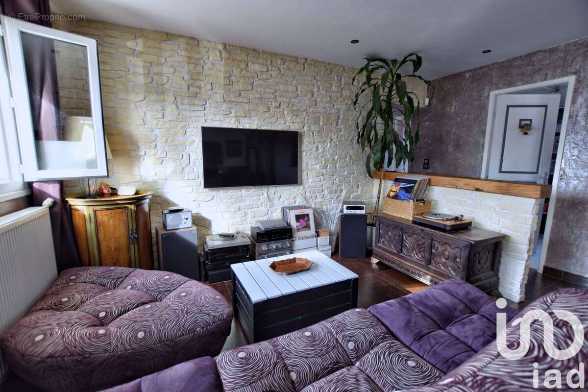 Photo 3 - Appartement à CHAMPCUEIL