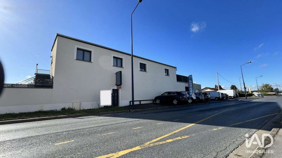 Photo 3 - Commerce à BETHENY