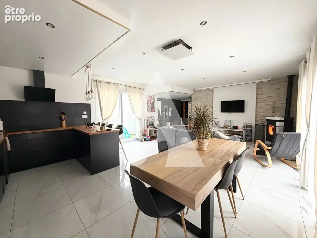 Maison Saint-maxire 5 pièce(s) 121.61 m2 - photo 5