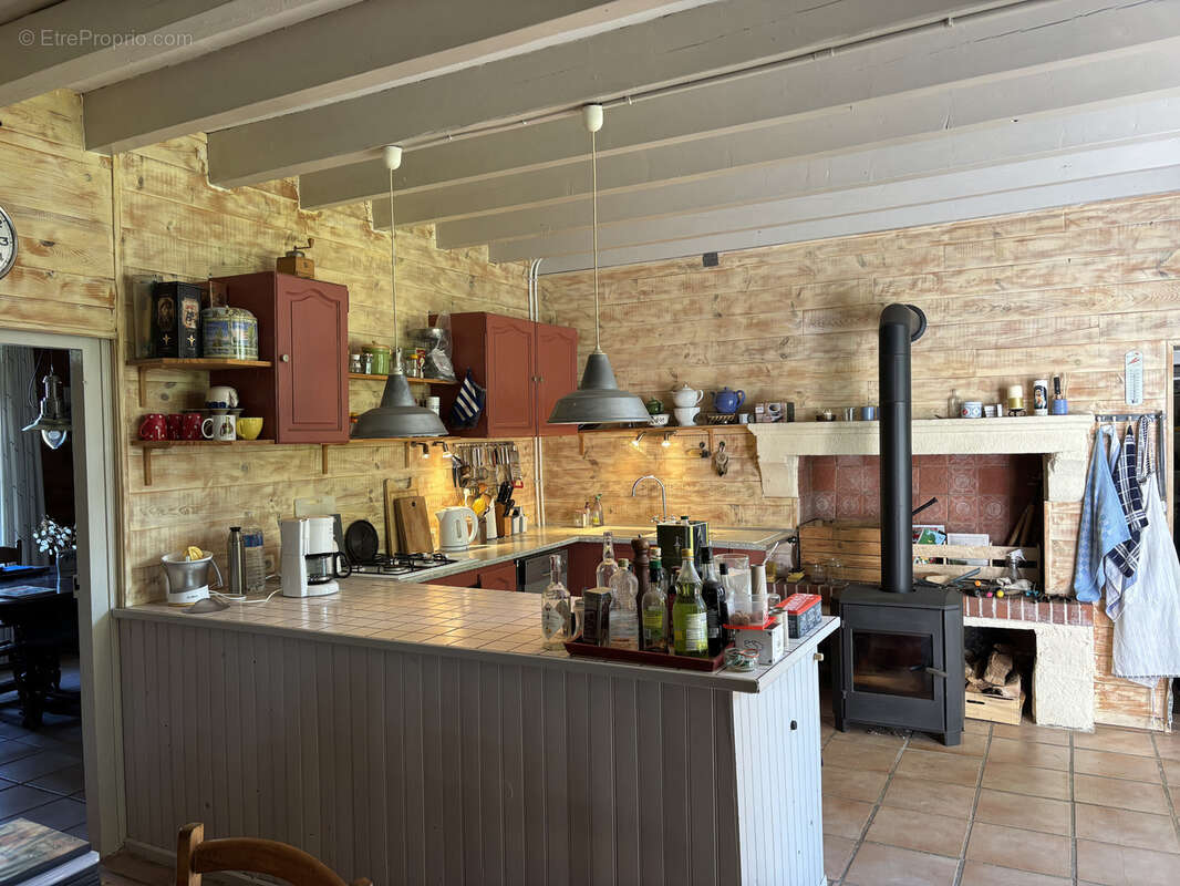 Maison à LOUROUX-DE-BEAUNE