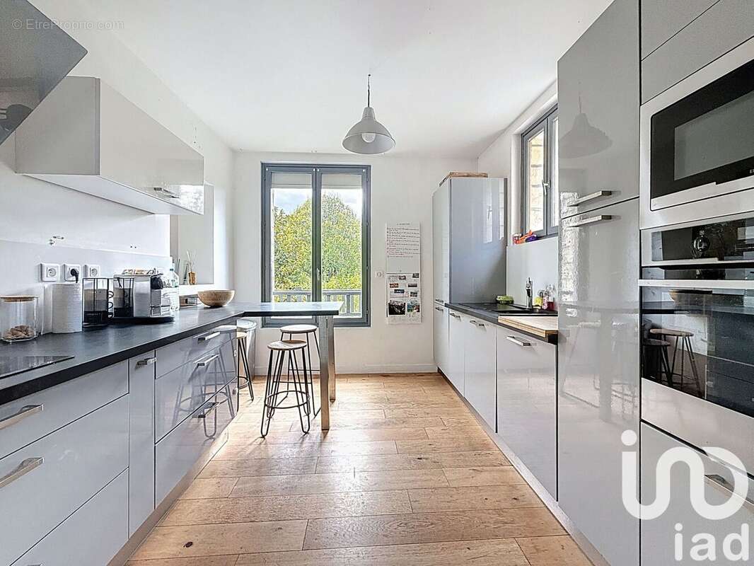 Photo 2 - Maison à HARDRICOURT