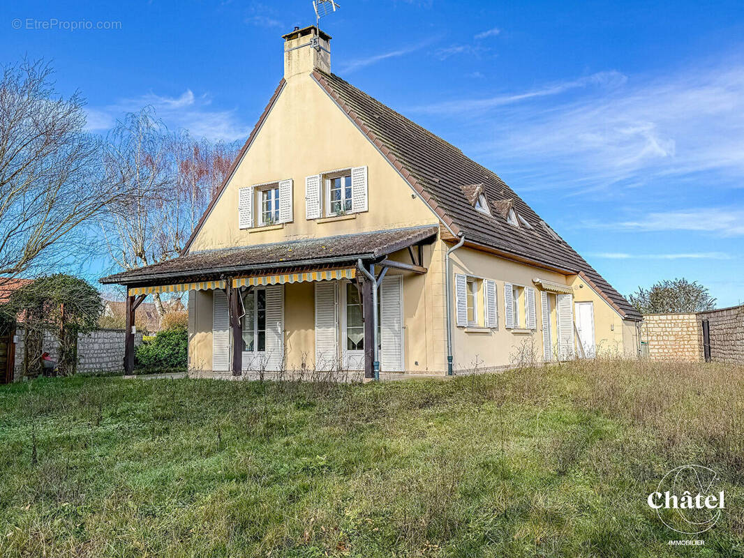 Maison à SAINT-WITZ