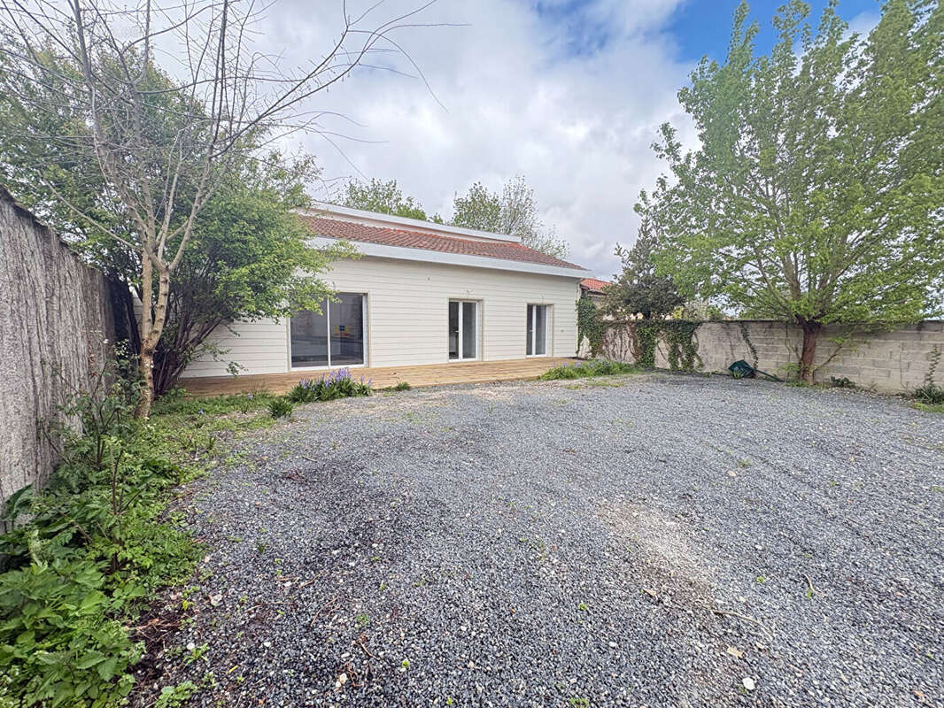 Maison à PESSAC