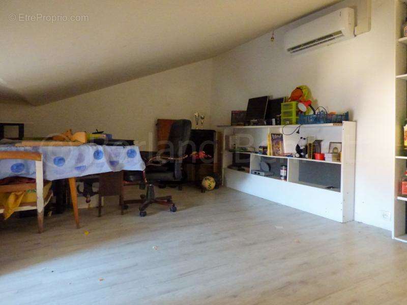 Maison à VILLEFAGNAN