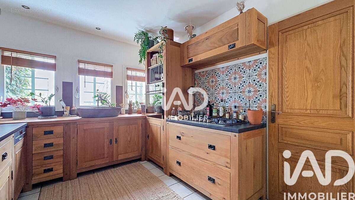 Photo 3 - Maison à LE COUDRAY-MONTCEAUX