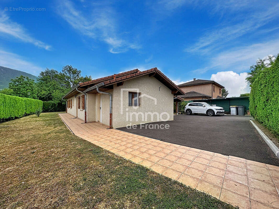 Maison Bellegarde Sur Valserine 5 pièce(s) 103 m2 - photo 4