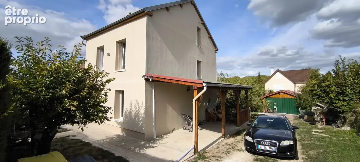 Maison à ETAMPES-SUR-MARNE