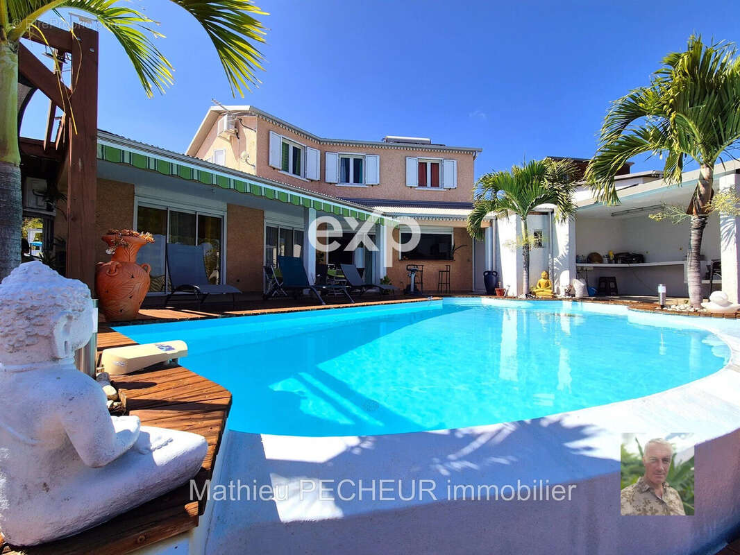 Maison 123 m² à Saint-Paul  - photo 4