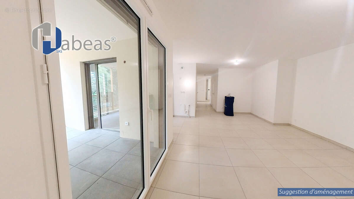 Appartement T4 de 89m² avec terrasse et garages - photo 2