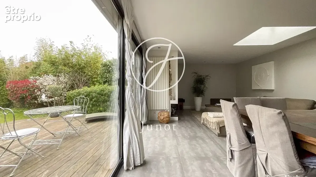 Sainghin en Mélantois – CENTRE - Maison de caractère – 265m² - 5 chambres - Local commercial – Jardin - Cave - Grenier - photo 7