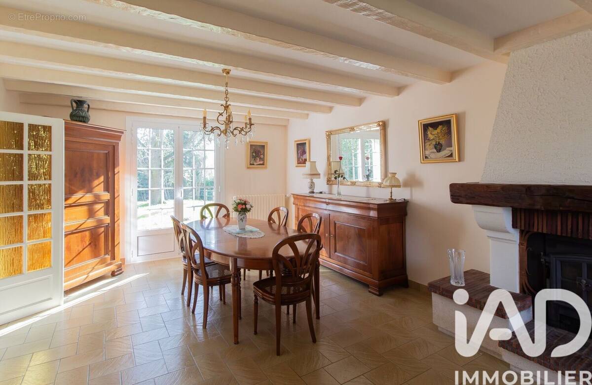 Photo 1 - Maison à LA GENEVRAYE