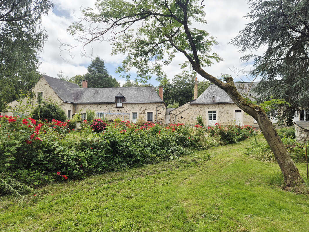 Maison à MIRE