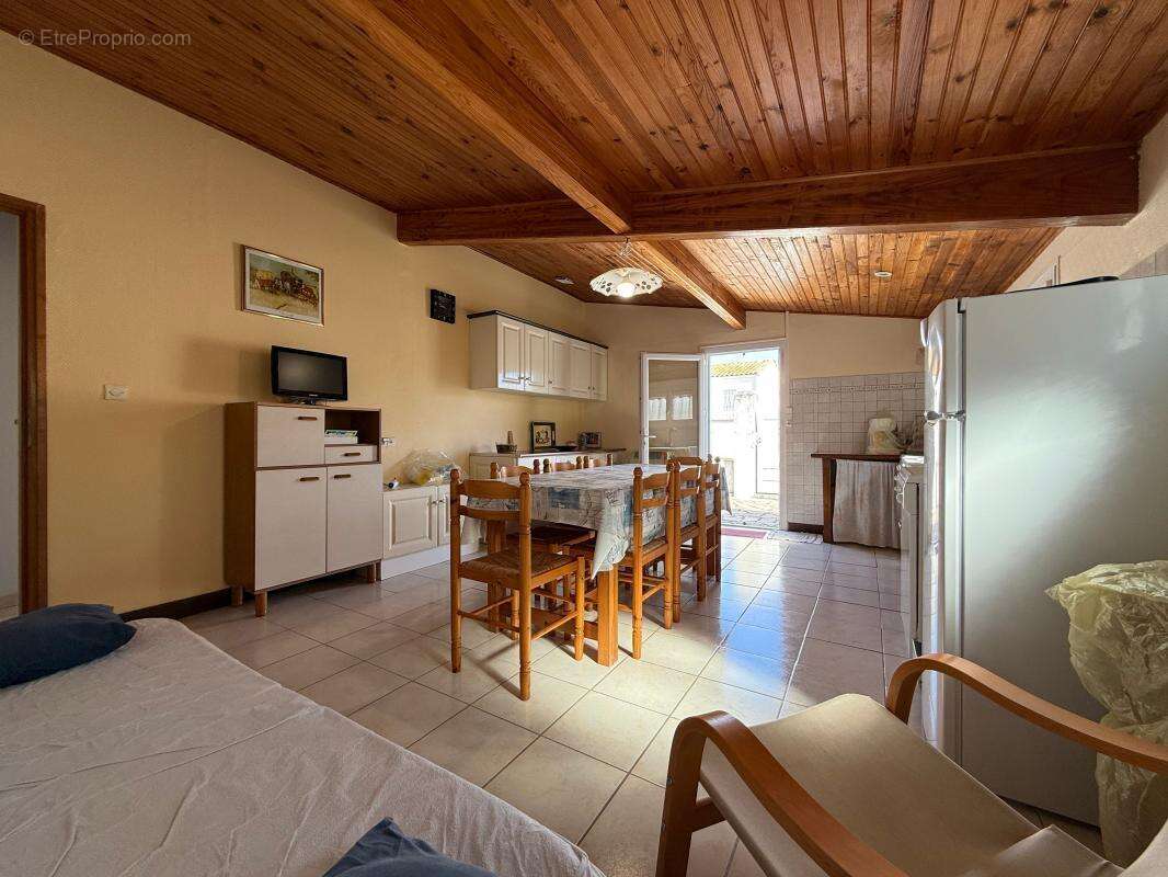 Maison à SAINT-PALAIS-SUR-MER