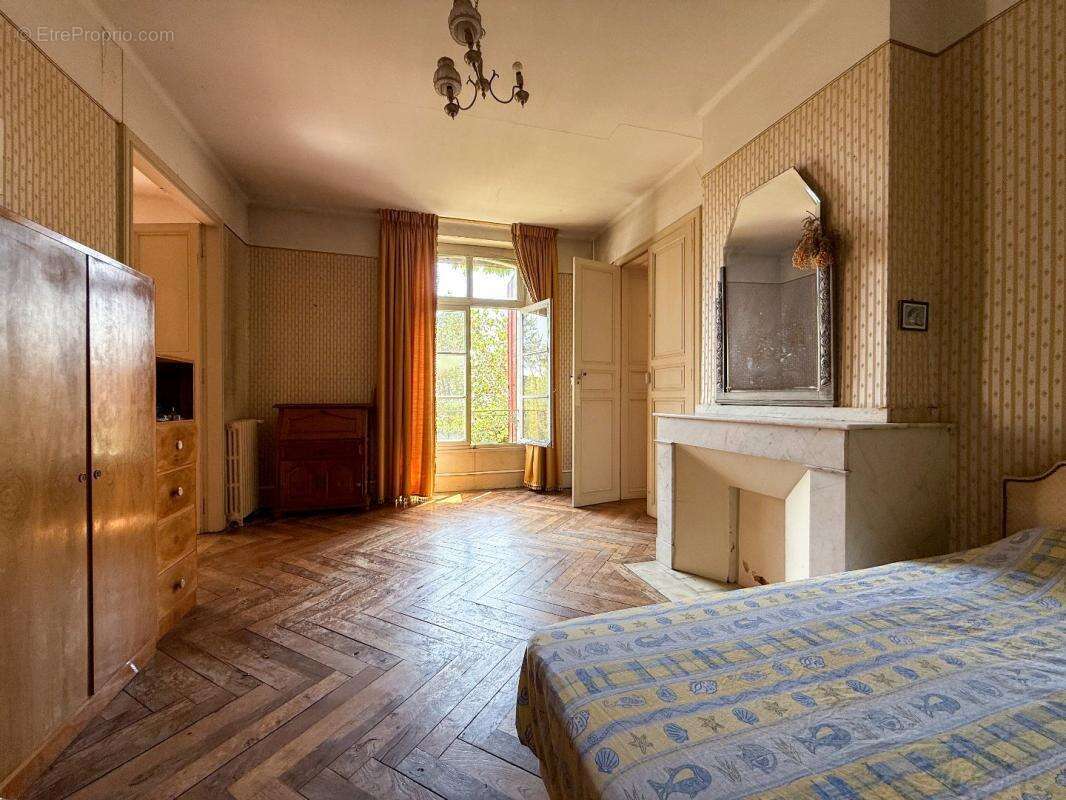 Maison à CASTELSARRASIN