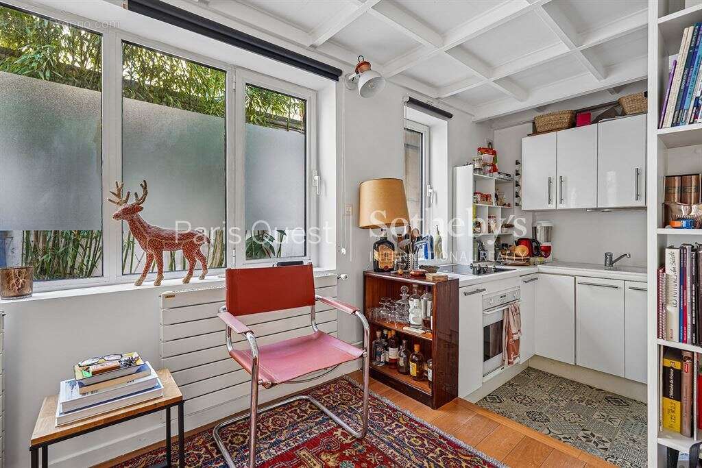 Appartement à NEUILLY-SUR-SEINE