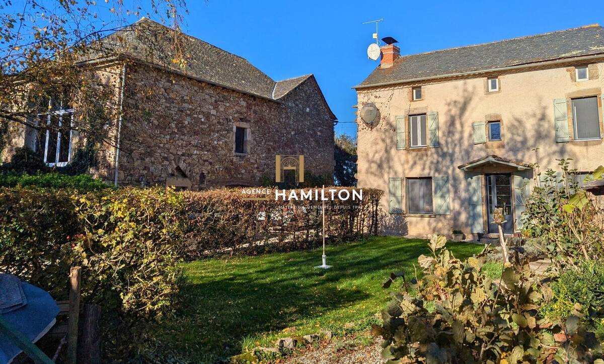 Maison à SAINT-MARTIN-LAGUEPIE